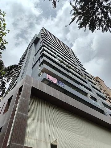 Flat for Sale in Oshiwara