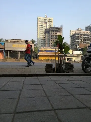 6 BHK Flat for Rent in LOKHANDWALA