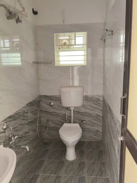 1 BHK Commercial Space for Sale in Doddathoguru