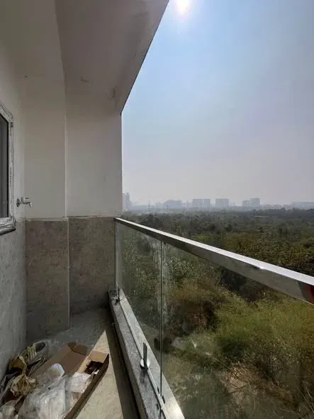 1 BHK Flat for Rent in Kondapur Botanical Garden AMB Mall Road Side