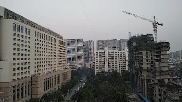 3 BHK Flat for Sale Near Kokilaben Hospital