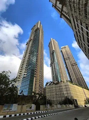 2 BHK Flat for Sale in Malad West