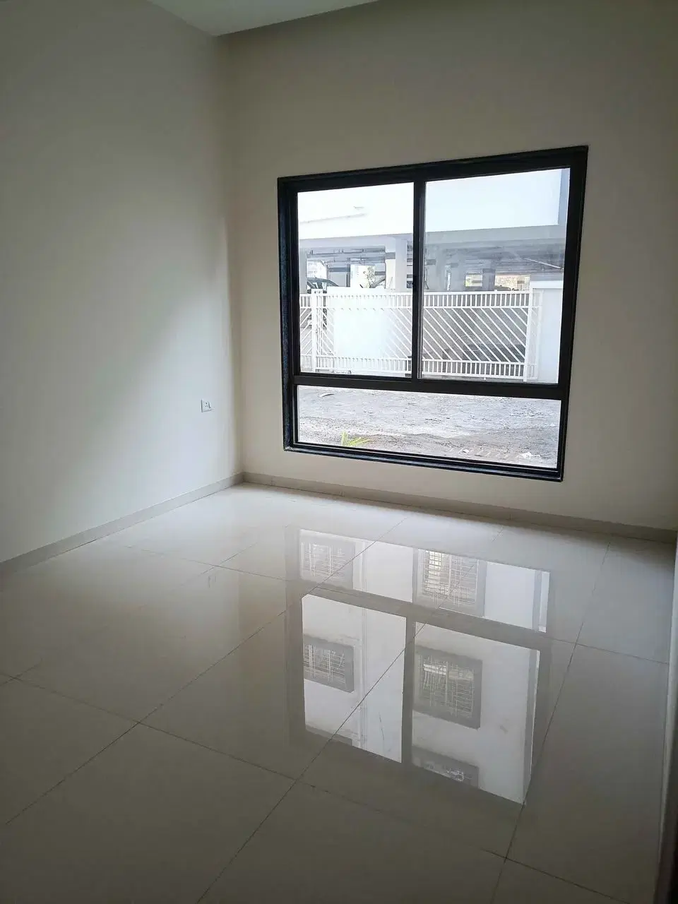 2 BHK Flat for Sale in Thatwade