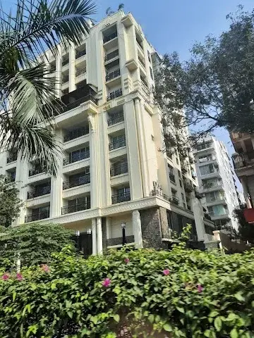 4 BHK Flat for Rent in Juhu