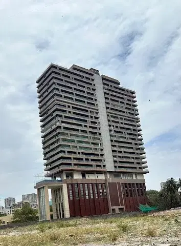 2 BHK Flat for Rent in Oshiwara