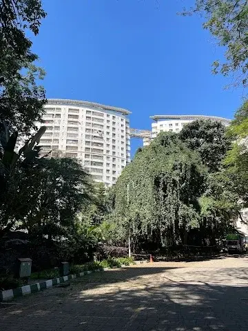 8 BHK Flat for Sale in Marigold Block