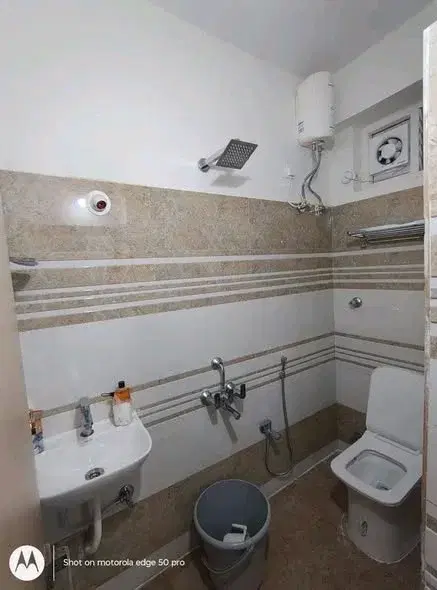 2 BHK Flat for Rent in Madhapur / Hyderabad