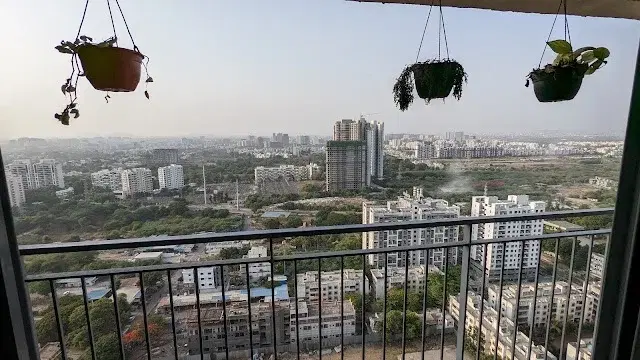 1 BHK Flat for Rent in Amanora Neo Tower