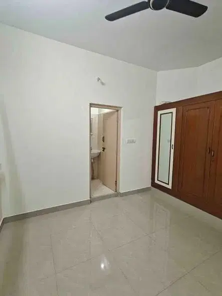 2 BHK Flat for Rent in MURGESHPALAYA