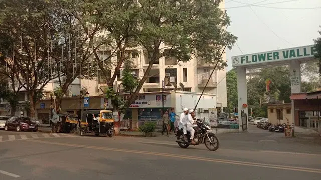 Commercial Space for Rent in Flower Valley Society