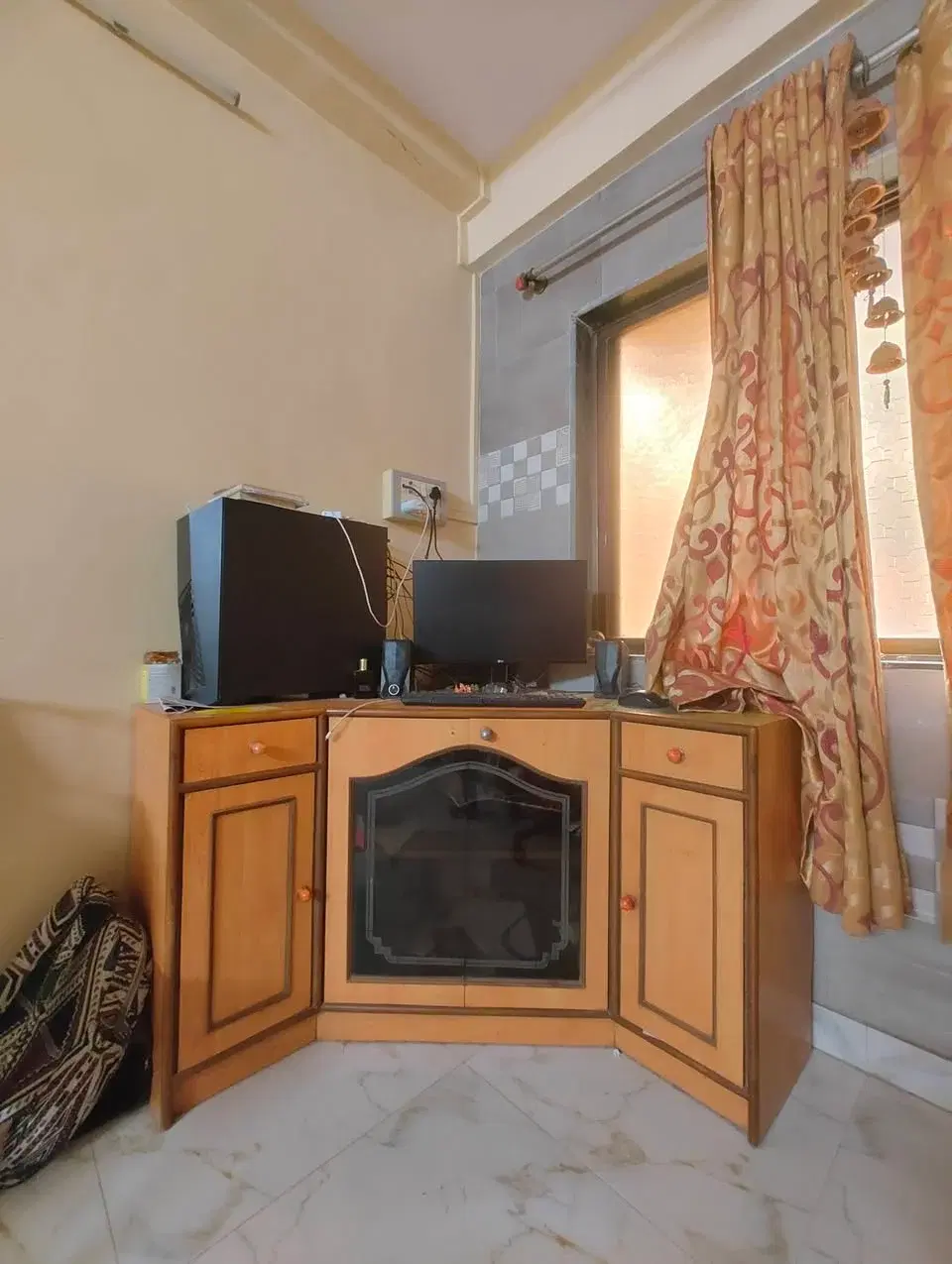 Single Occupancy for Male in 1 BHK Flat for Rent in Lower Parel