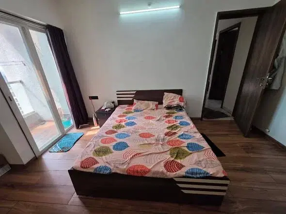 Single Occupancy for Male in 3 BHK Flat for Rent Near Cloud 99 Lakshmi Chowk