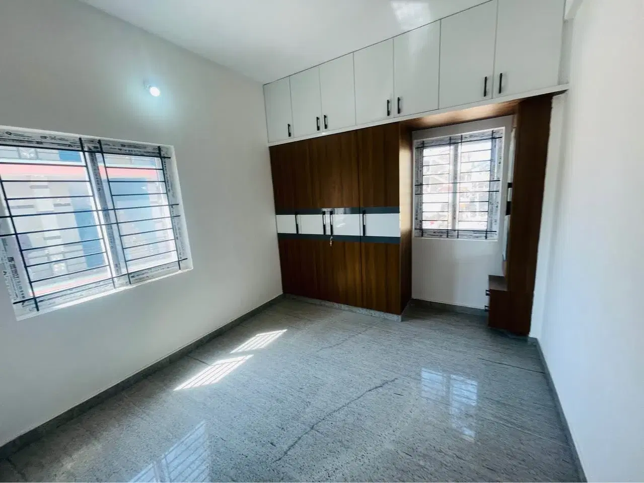 1 BHK Independent House for Sale in Bagaluru main road Near Reva university