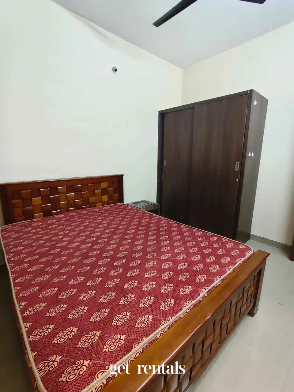 1 BHK Independent House for Rent in Hsr Layout Sector 3