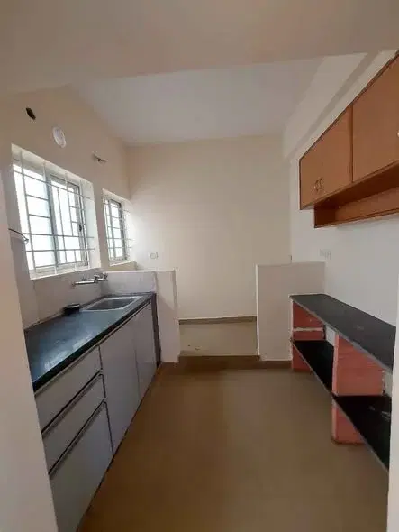 2 BHK Flat for Rent in Indiranagar 80ft road very near