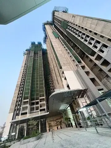 Single Occupancy in 1 BHK Flat for Rent in Sunteck Avenue 4