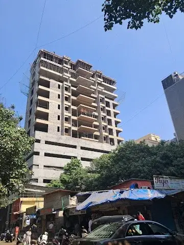 4 BHK Flat for Sale in 16th rd Khar