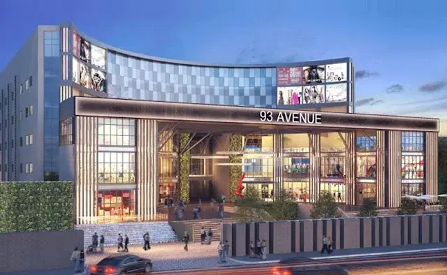 Commercial Space for Rent in 93 Avenue Mall