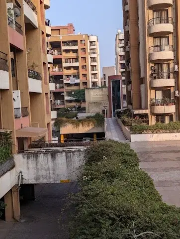 2 BHK Flat for Rent in Magarpatta City