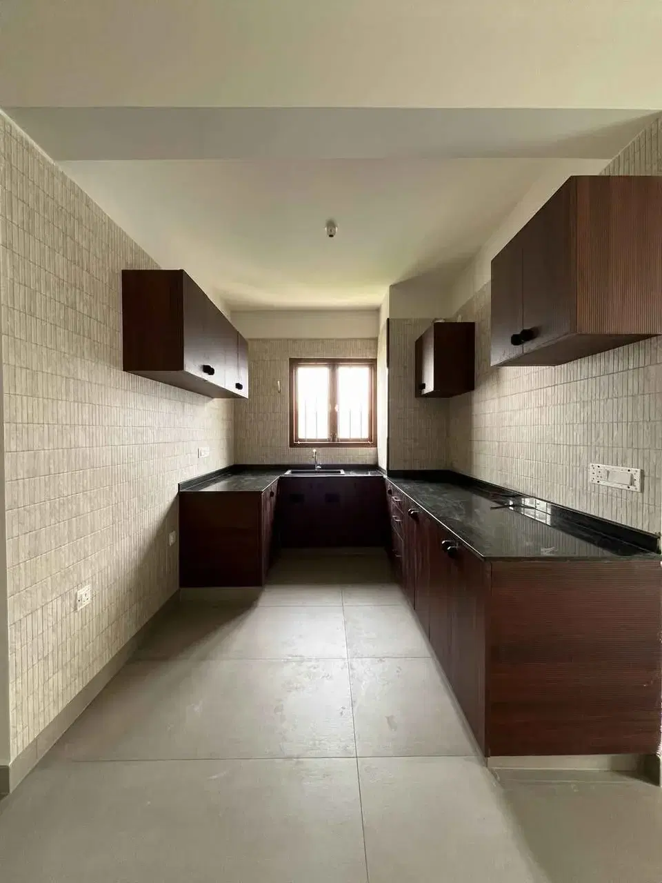 2 BHK Flat for Rent in HRBR layout Near to Manyata tech park/Banaswadi 100 feet road bus stop 100 meters