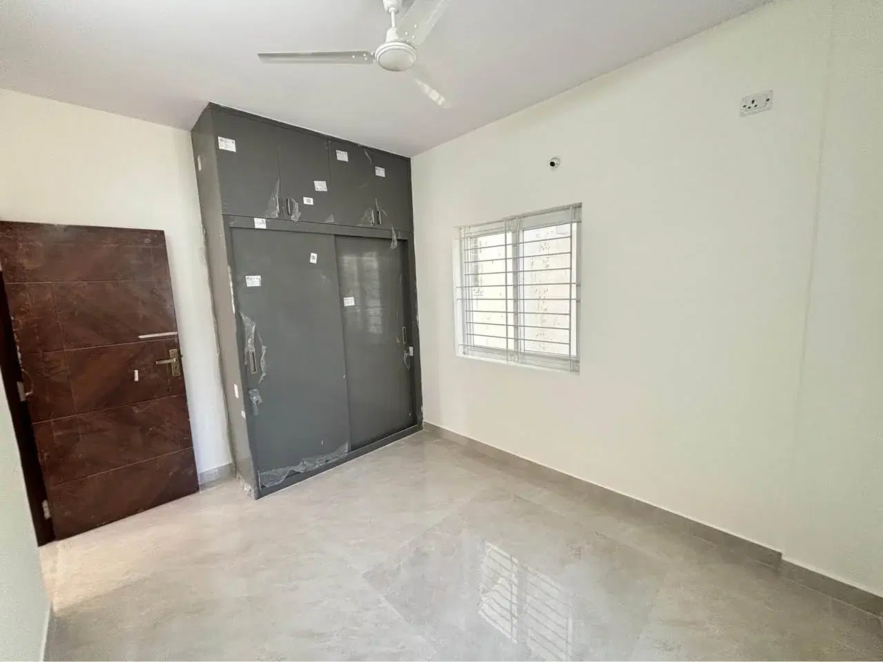 2 BHK Flat for Rent in HSR LAYOT
