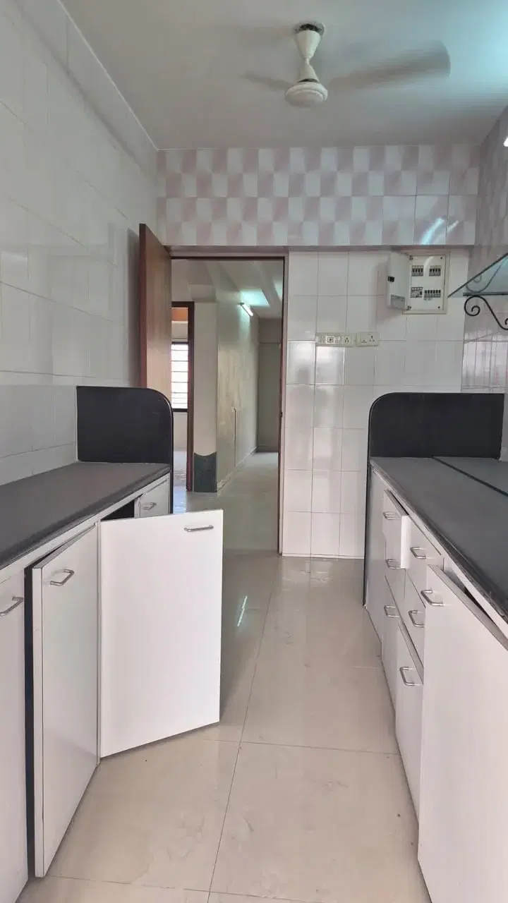 3 BHK Flat for Sale in Prabhadevi