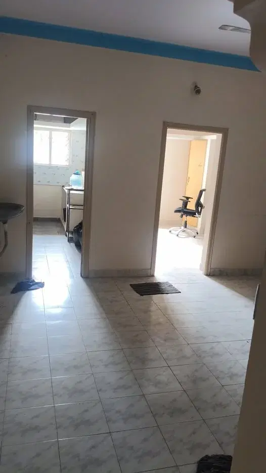 1 BHK Independent House for Rent in Bannerghatta road Arekere near Bata showroom