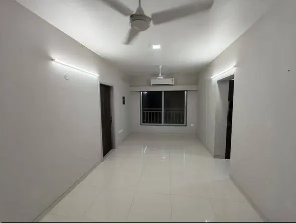 2 BHK Flat for Rent in Malad East