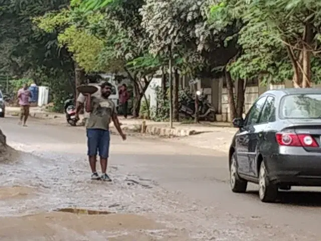 2 BHK Flat for Rent in Owners Court Layout