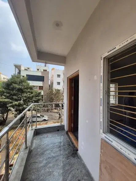 2 BHK Flat for Rent in kudlu gate metro station near hsr layout 2km