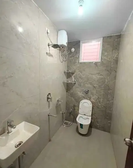 2 BHK Flat for Rent in INDIRANAGAR Near by Metro station Near by Halasuru Metro station Near by mg road Near by Indiranagar