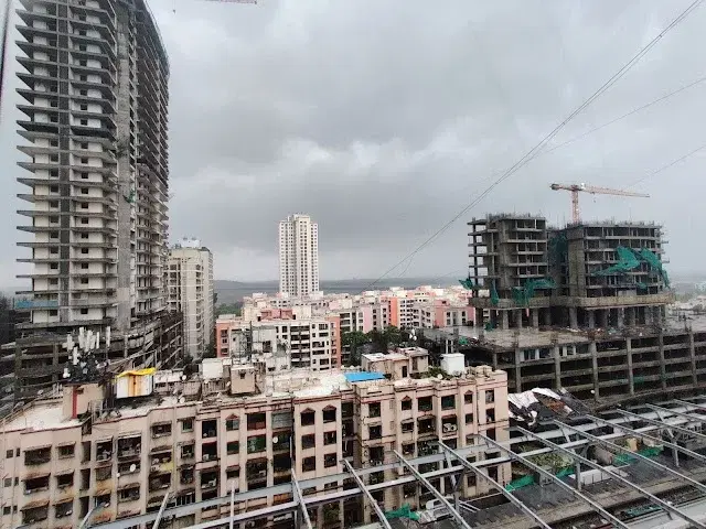 2 BHK Flat for Rent in GOREGAON WEST LINK ROAD ( NEAR BANGUR NAGAR METRO)