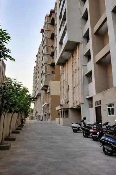 2 BHK Flat for Rent in Kannu Ki Chai Ravet BRT