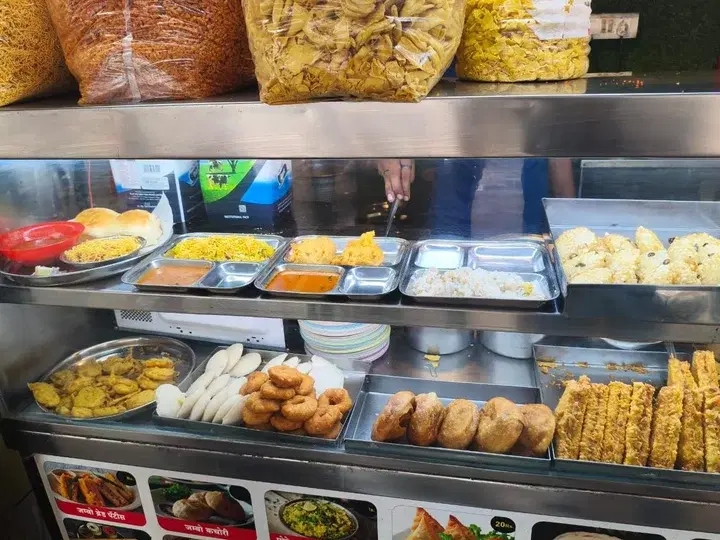 1 BHK Commercial Space for Sale in Central Kharadi