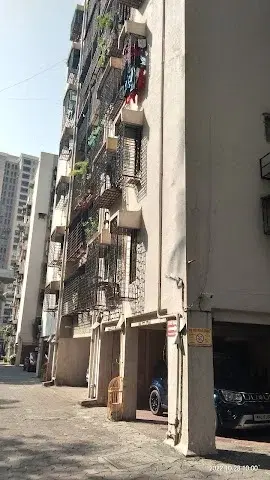 4 BHK Flat for Rent in Lokhandwala