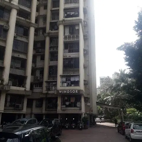 Flat for Sale in Shastri Nagar