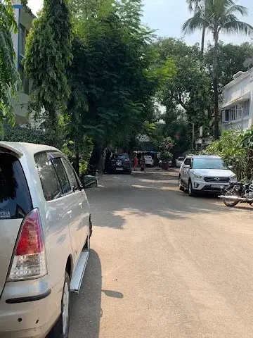 3 BHK Independent House for Rent in Juhu Tara Road