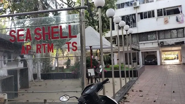 3 BHK Flat for Rent in 7 Bungalows