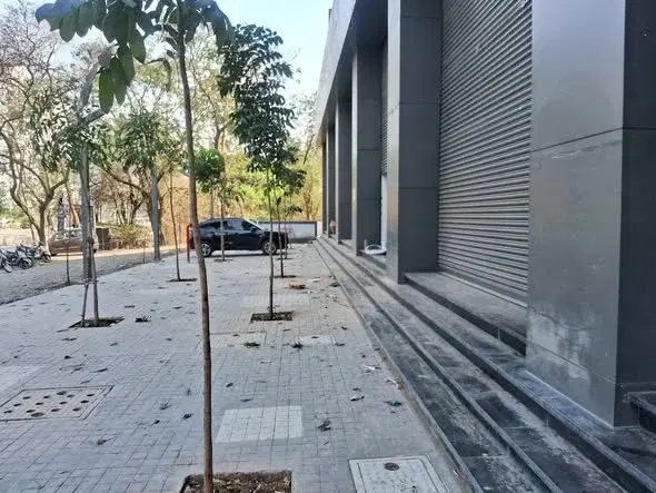 1 BHK Commercial Space for Rent in Kivale prime location