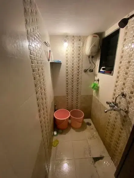 Single Occupancy for Male in 1 BHK Flat for Rent in Versova village road side near massan devi mandir 1 min walking from yaari road depo bus stop