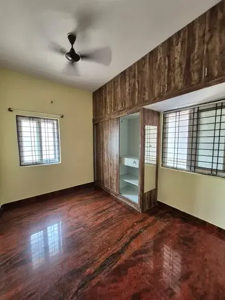 1 BHK Flat for Rent in Kudlu Gate metro station near hsr layout 2km