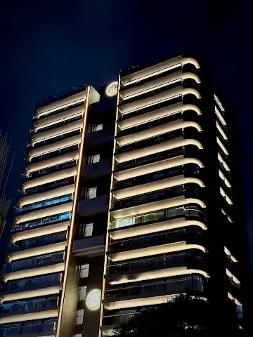 2 BHK Flat for Rent in JUHU GULMOHAR RD