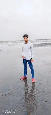 2 BHK Flat for Rent in 4 Bungalow Andheri West