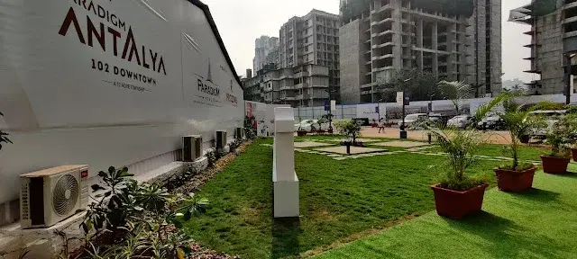 1 BHK Flat for Sale in 102 Oshiwara Andheri west