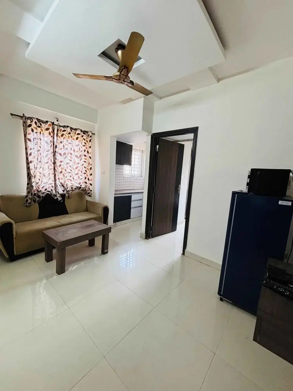 2 BHK Flat for Rent in Koramangala 7 TH BLOCK MAIN ROAD