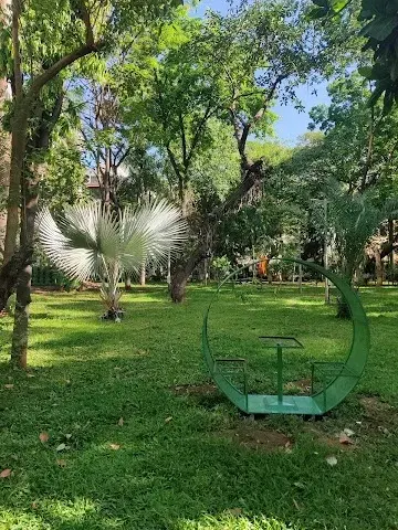 2 BHK Flat for Rent in Almeida Park