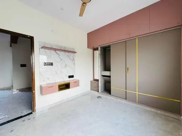 1 BHK Flat for Rent in Koramangala Main Road
