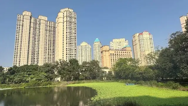 Flat for Sale in Hiranandani Estate