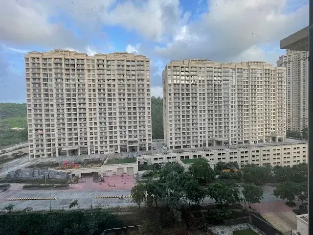 2 BHK Flat for Rent in Hiranandani Gardens