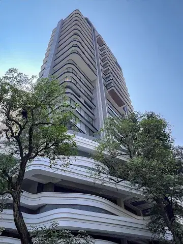 4 BHK Flat for Rent in Bandra turner road